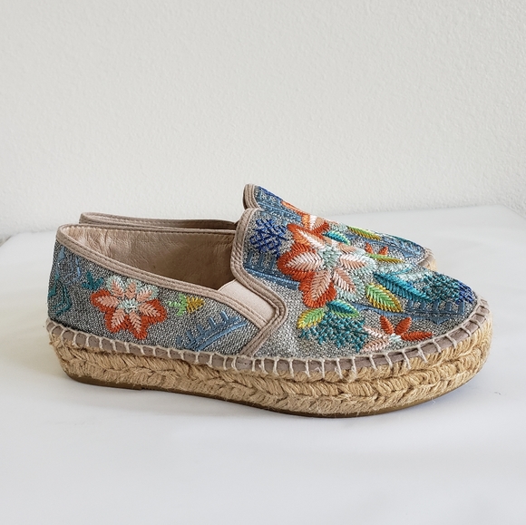 jonny was Shoes - JOHNNY Was Elysia Floral Platform Espadrilles size 39 or USA 9